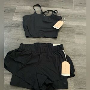 FULL SET BLOGILATES  Women’s  Strppy Cropped Tank Top and Run Shorts Black. M.